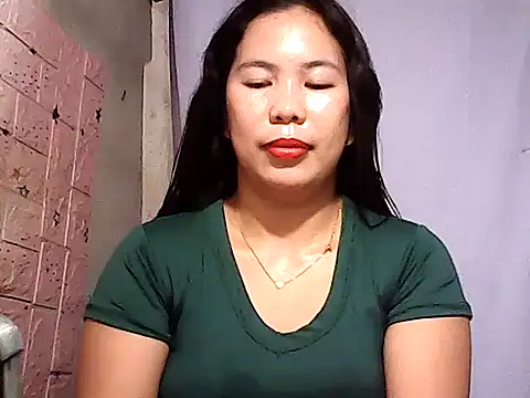 Snapshot of pinaysinglemommm chatting on April 22, 2026, 8:04 pm pinaysinglemommm online show from April 22, 2026, 8:04 pm