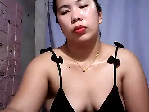 Snapshot of pinaysinglemommm chatting on May 13, 2026, 9:27 am pinaysinglemommm online show from May 13, 2026, 9:27 am