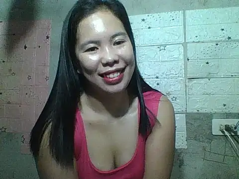 Snapshot of pinaysinglemommm chatting on October 19, 2025, 8:22 pm pinaysinglemommm online show from October 19, 2025, 8:22 pm