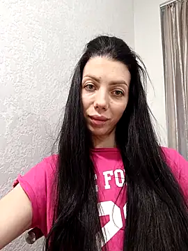 Snapshot of Princessa99885 chatting on November 26, 2025, 2:17 pm Princessa99885 online show from November 26, 2025, 2:17 pm