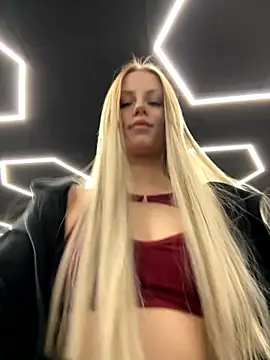 Snapshot of FavoriteKira chatting on January 15, 2026, 4:10 pm FavoriteKira online show from January 15, 2026, 4:10 pm