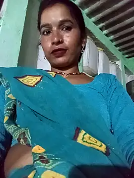 Snapshot of MISS_LOVE_001 chatting on September 12, 2025, 4:40 pm MISS LOVE 001 online show from September 12, 2025, 4:40 pm