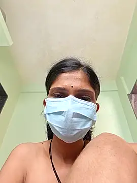 Shivani2002 online show from March 29, 2026, 6:15 am