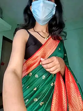 Shivani2002 online show from February 16, 2026, 2:54 am