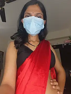 Shivani2002 online show from May 25, 2026, 4:49 pm