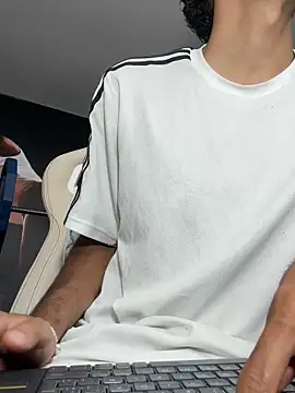 Snapshot of Mister_Obsession chatting on September 26, 2025, 7:10 pm Mister Obsession online show from September 26, 2025, 7:10 pm