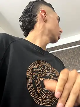 Snapshot of Mister_Obsession chatting on November 4, 2025, 6:55 pm Mister Obsession online show from November 4, 2025, 6:55 pm