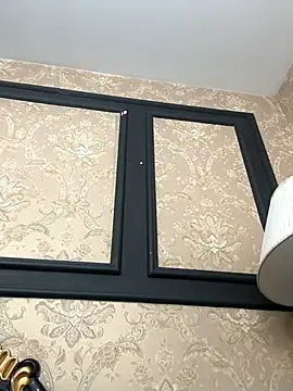 Snapshot of Mister_Obsession chatting on November 9, 2025, 6:34 pm Mister Obsession online show from November 9, 2025, 6:34 pm