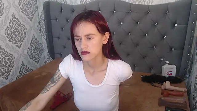 Snapshot of katheblows chatting on October 13, 2025, 12:51 pm katheblows online show from October 13, 2025, 12:51 pm
