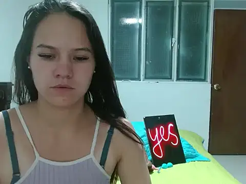 yarafuckass online show from April 15, 2026, 2:50 am