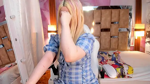 Snapshot of Melody_Lolii chatting on October 25, 2025, 6:08 pm Melody Lolii online show from October 25, 2025, 6:08 pm