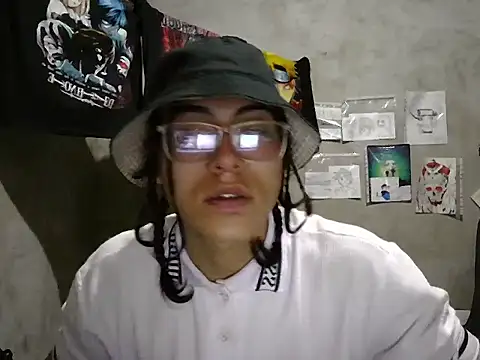 Snapshot of dirty_model chatting on May 9, 2026, 4:49 am dirty model online show from May 9, 2026, 4:49 am
