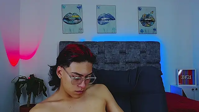 dirty model online show from October 11, 2025, 5:30 am