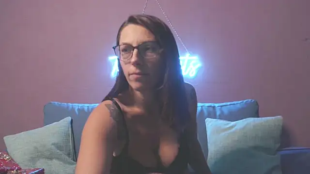 Snapshot of Tasty_pants chatting on December 17, 2025, 7:08 pm Tasty pants online show from December 17, 2025, 7:08 pm