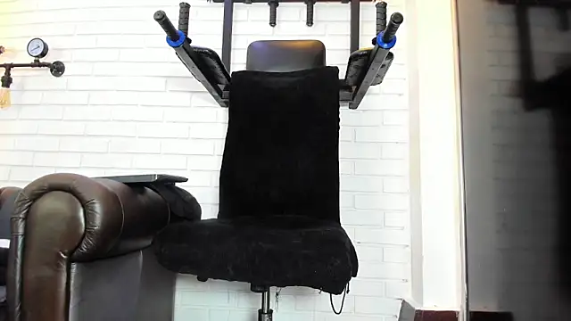 Snapshot of ItaloMoore chatting on February 11, 2026, 11:21 am ItaloMoore online show from February 11, 2026, 11:21 am