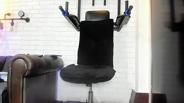 ItaloMoore online show from March 14, 2026, 11:16 am