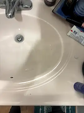 adamdamn online show from October 18, 2025, 3:30 am