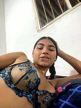 Coi Leray  online show from October 25, 2025, 4:33 am