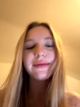 Snapshot of bbysonia chatting on November 26, 2025, 11:38 pm bbysonia online show from November 26, 2025, 11:38 pm