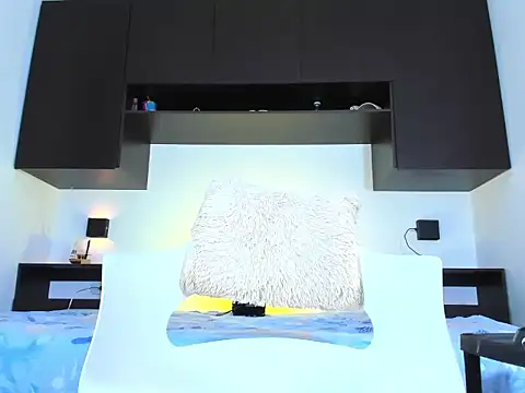 Snapshot of melissa_fem_ chatting on October 14, 2025, 1:56 pm melissa fem online show from October 14, 2025, 1:56 pm