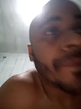 reisloko online show from October 3, 2025, 10:44 pm