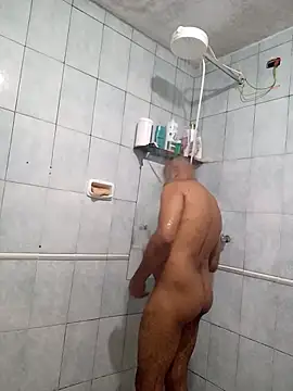 reisloko online show from October 2, 2025, 10:46 pm