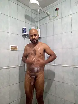 reisloko online show from September 12, 2025, 9:58 pm