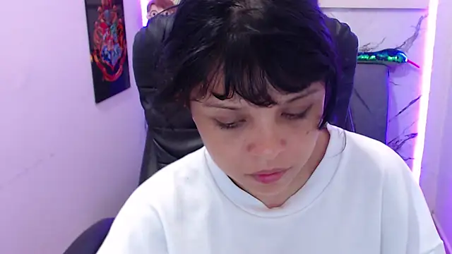 Snapshot of minnie_cake chatting on November 26, 2025, 9:48 pm minnie cake online show from November 26, 2025, 9:48 pm