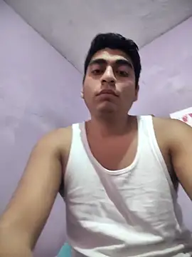 Snapshot of Rtmh1250 chatting on November 28, 2025, 5:24 pm Rtmh1250 online show from November 28, 2025, 5:24 pm