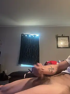 Snapshot of OscarBrow chatting on May 17, 2026, 12:21 am OscarBrow online show from May 17, 2026, 12:21 am