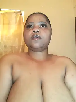 PRINCESSEMELXX93 online show from October 15, 2025, 2:03 pm