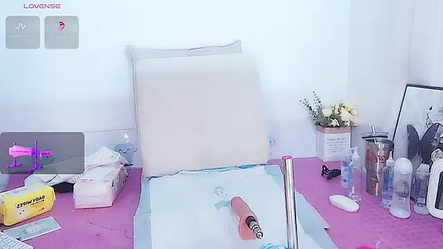 Mya8860 online show from November 26, 2025, 1:27 am