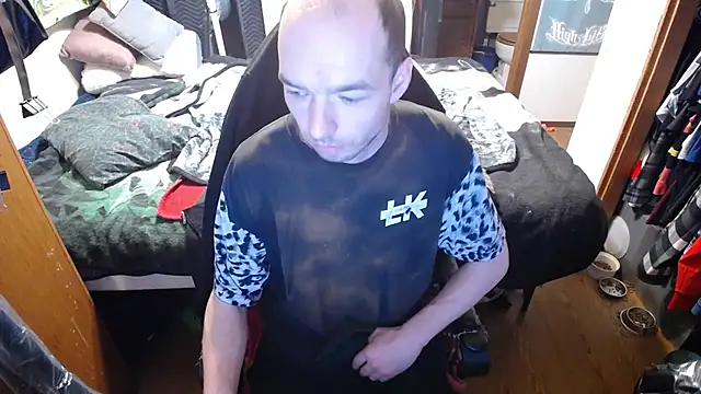 womenhateme69 online show from April 13, 2026, 7:45 am