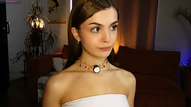 Snapshot of Eva_Zill chatting on November 21, 2025, 7:29 am Eva Zill online show from November 21, 2025, 7:29 am