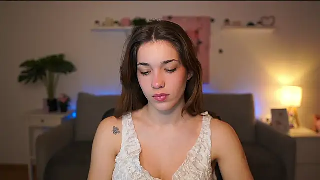 kissie cat online show from January 15, 2026, 2:20 pm