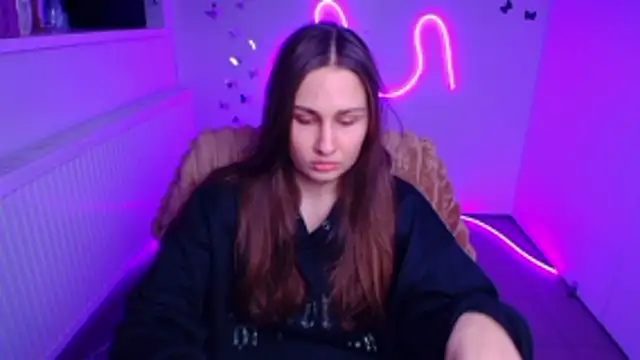 Stefanie Sweet online show from February 19, 2026, 12:24 pm