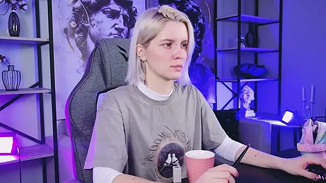 BethanyCloud online show from February 10, 2026, 5:39 am