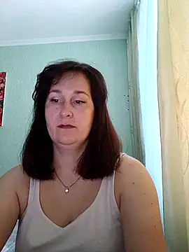 Amandda  online show from June 17, 2026, 5:51 am