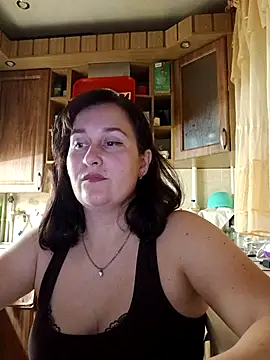 Amandda  online show from July 5, 2026, 7:43 pm