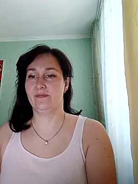 Amandda  online show from June 22, 2026, 6:32 am
