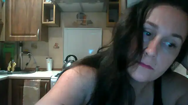 Snapshot of Amandda_ chatting on September 8, 2025, 6:40 pm Amandda online show from September 8, 2025, 6:40 pm