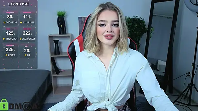 Snapshot of Relax_Time_ chatting on November 10, 2025, 3:28 pm Relax Time online show from November 10, 2025, 3:28 pm