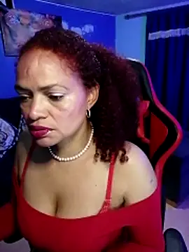 dindolpaula- online show from December 21, 2025, 9:04 pm