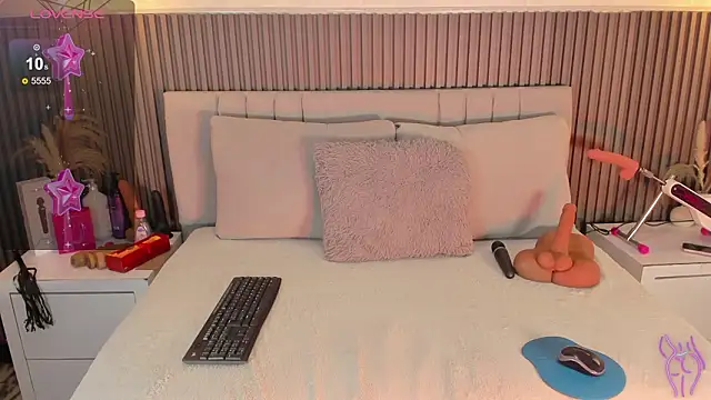 Snapshot of PAULETEJOHNSON chatting on January 19, 2026, 3:21 am PAULETEJOHNSON online show from January 19, 2026, 3:21 am