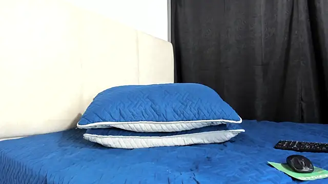 Hector 21  online show from October 6, 2025, 6:36 am