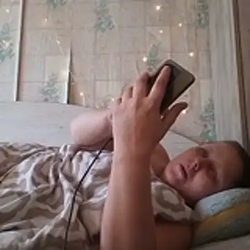 Snapshot of Tupo070481 chatting on May 11, 2026, 6:04 am Tupo070481 online show from May 11, 2026, 6:04 am