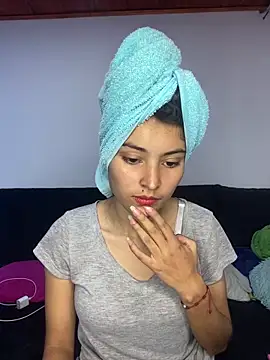 hotwife26 online show from December 22, 2025, 3:12 pm