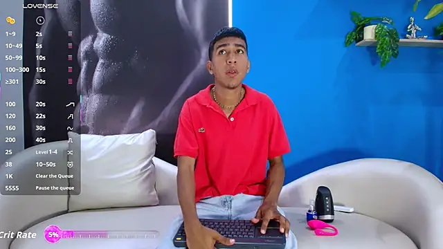 Snapshot of ender_h0t chatting on October 7, 2025, 1:45 pm ender h0t online show from October 7, 2025, 1:45 pm