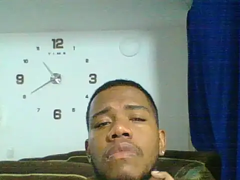 BenjaminCol  online show from December 19, 2025, 3:43 am