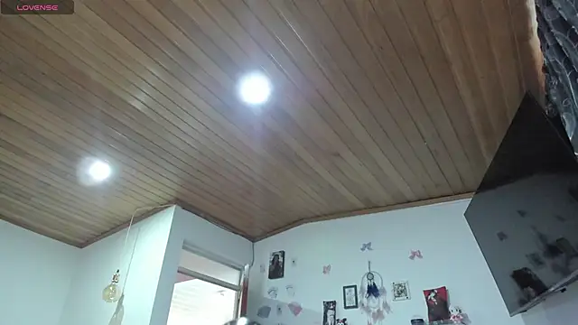 Snapshot of Fia__ chatting on September 18, 2025, 3:48 pm Fia   online show from September 18, 2025, 3:48 pm